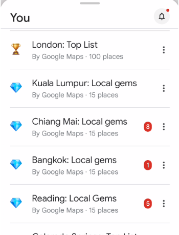 ภาพหน้าจอจากโทรศัพท์ที่แสดง Google Maps Lists ในแอป Maps เช่น Top List และ Local Gems